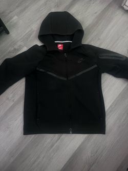 Nike tech