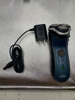 Philips Norelco Cordless Rechargeable 7345XL Shaver Used