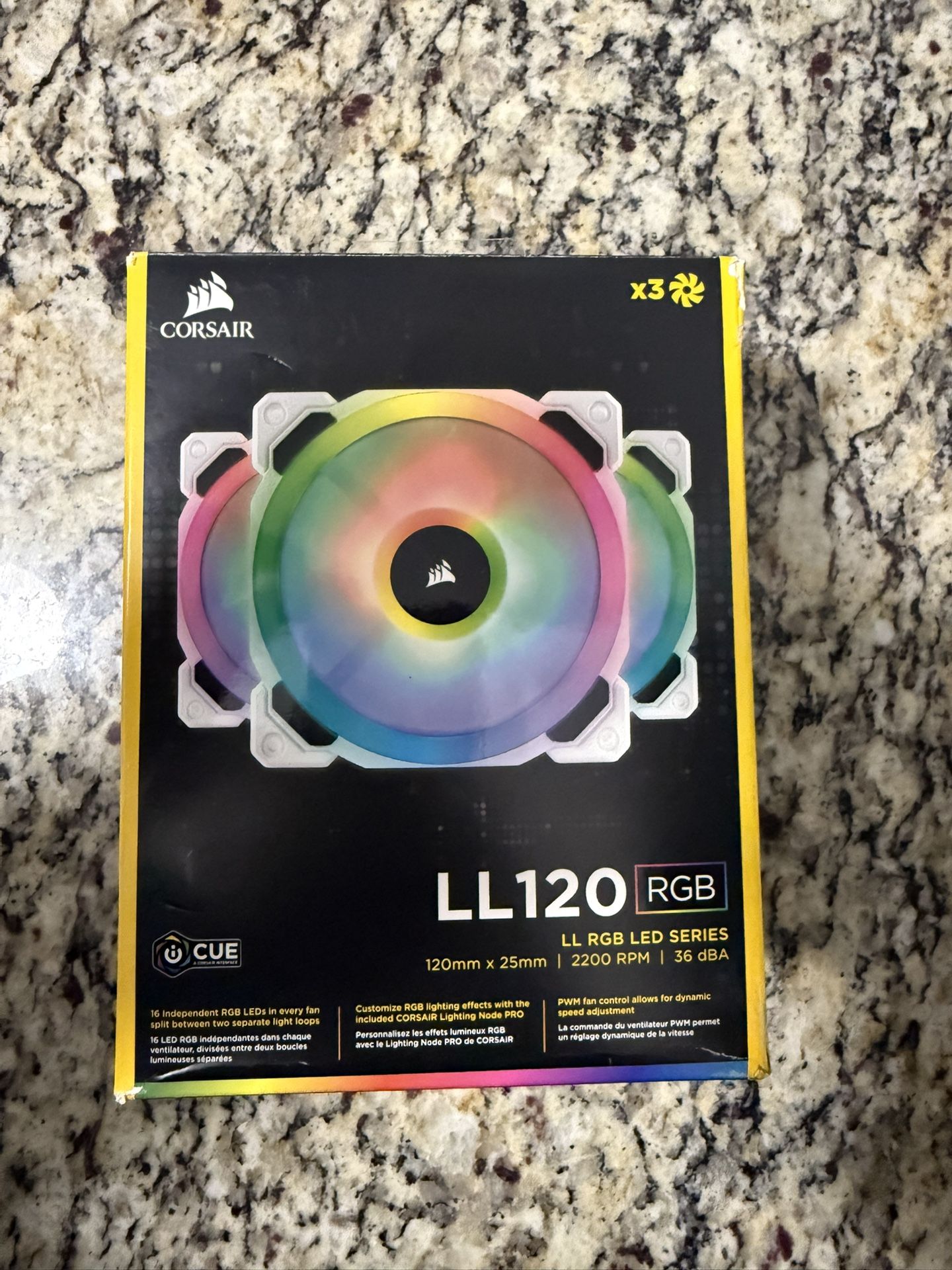 Corsair 3-Pack LL120 White - 120mm Case Fans