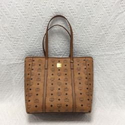 MCM Aren Top-Zip Tote Bag in Visetos Size Medium