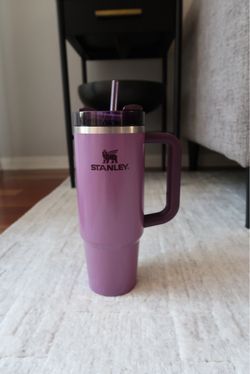 Stanley Quencher Flowstate Travel Tumbler Cup  30 oz. Purple