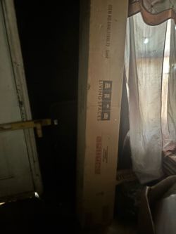 King Size Living Spaces Furniture in Box – Sand