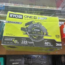 ONE+ HP 18V Brushless Cordless 7-1/4 in. Circular Saw (Tool Only) Brand New 