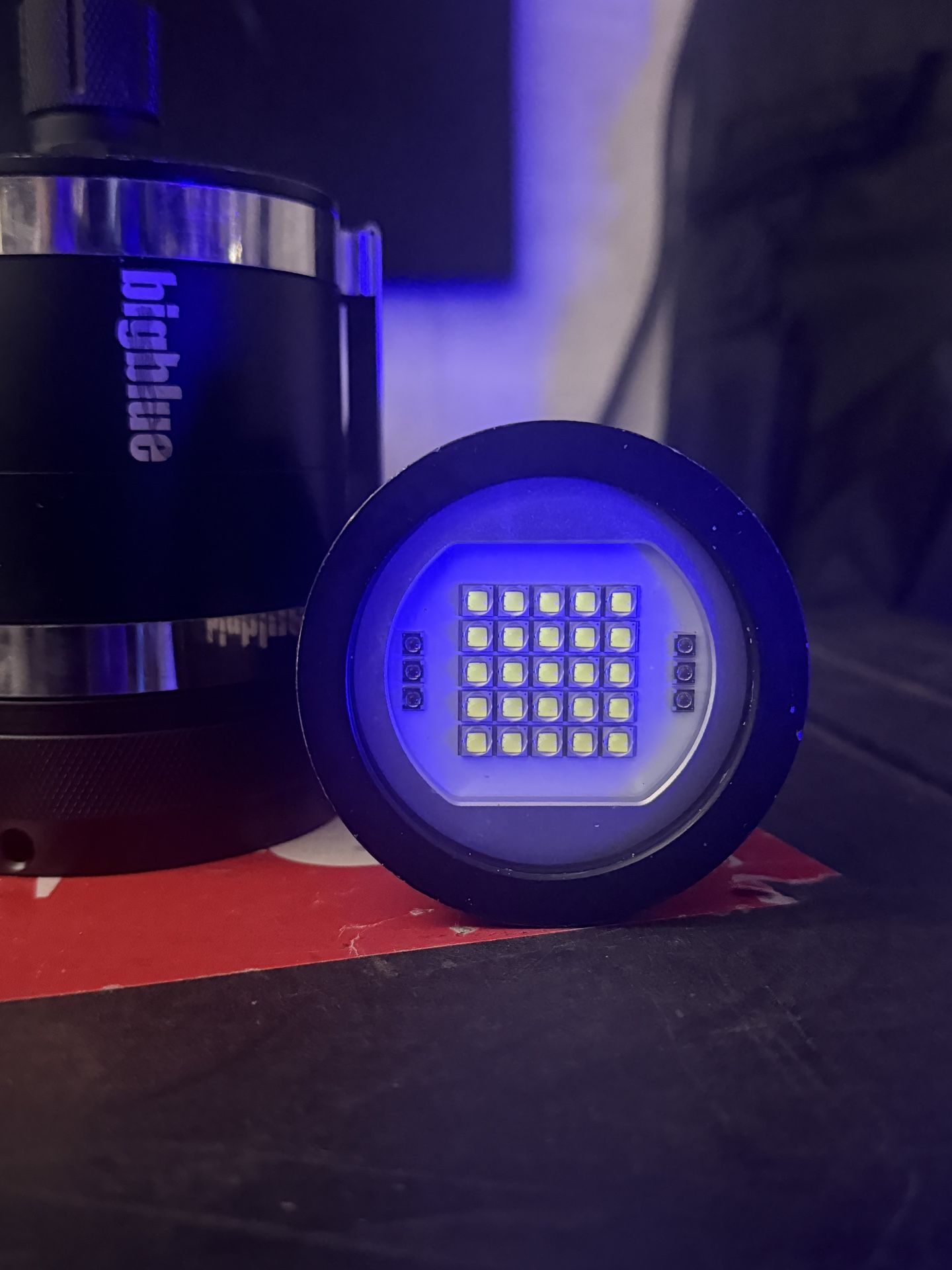 big blue 60,000 Lumen Pro Video Light