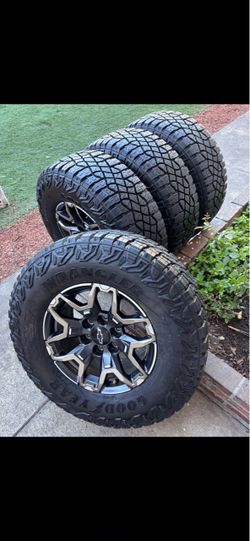 Chevy Silverado trail boss Chevy Silverado ZR2 wheels