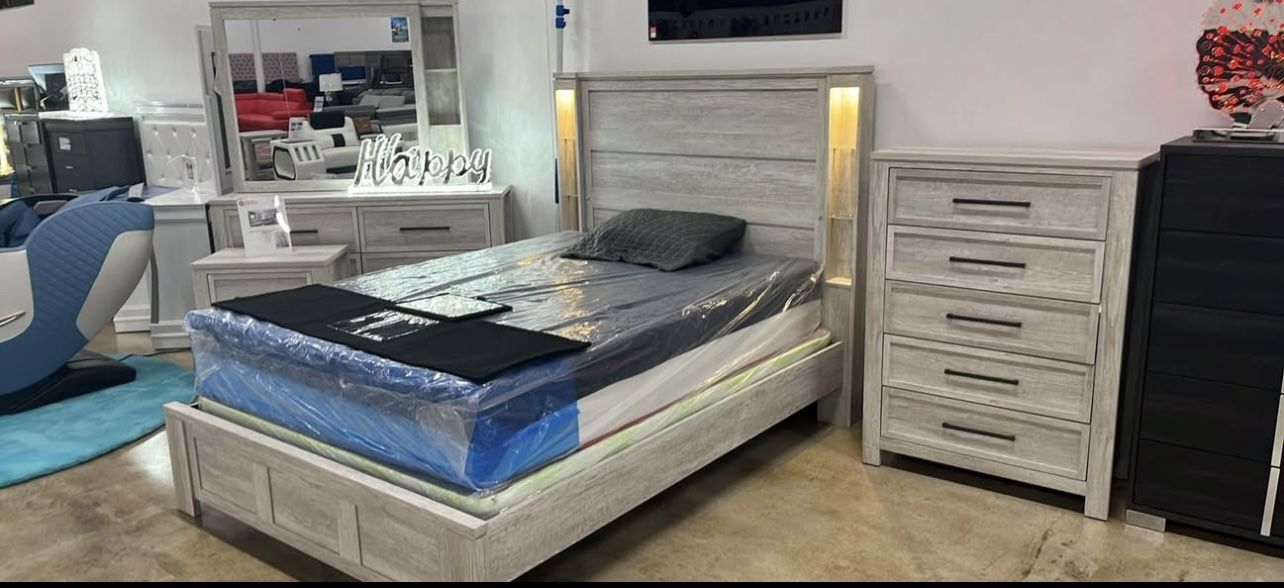 Are you looking for a GORGEOUS, STURDY Bedroom Set at an AMAZING PRICE!?