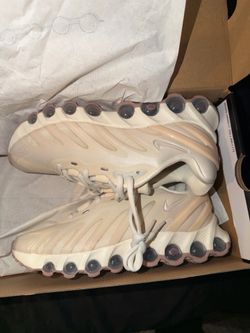 Air max size 7.5 women Nikes