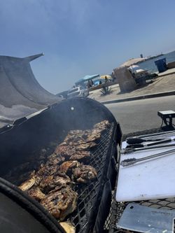 BBQ Charcoal Grill/Smoker.