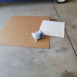 Selling pegboards with pegs