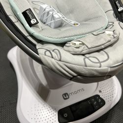 MamaRoo