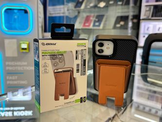 Magnetic Wallet With Foldable Stand