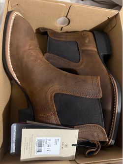 ARIAT MENS BOOKER Ultra BANTAMWEIGHT CHUKKA Boots