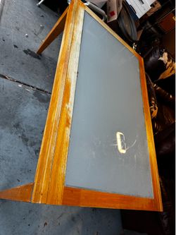 Table with slide out leaf