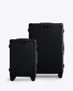 NOBL luggage set - two suitases