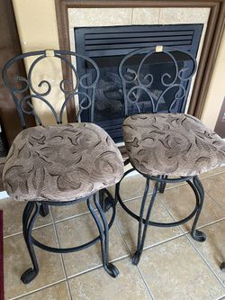 Swivel Bar Stools