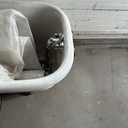 Free Standing Tub