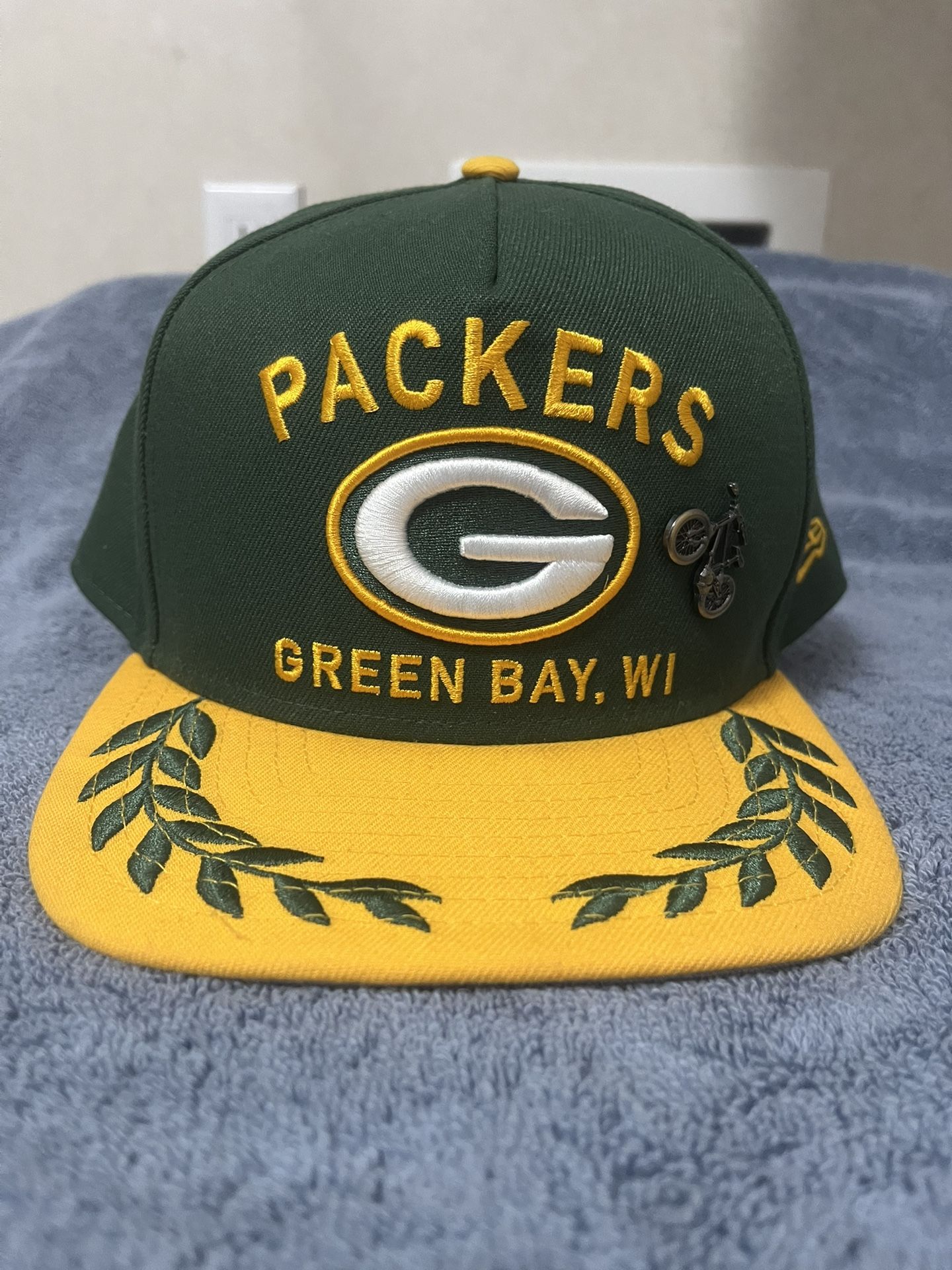 Green Bay Packer Hat And Socks