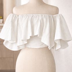 Zara White off shoulder top with puffed sleeves crop top size S.