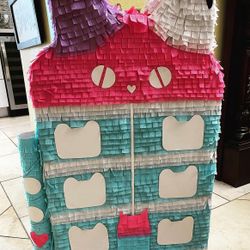 Gabby Dollhouse Piñata 