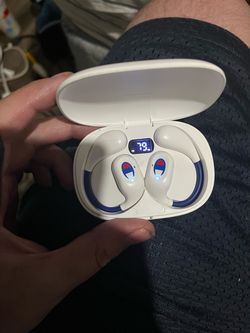 Champion earbuds Champion earbuds