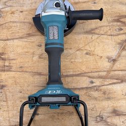 Makita 36v 7in no batería no cargador