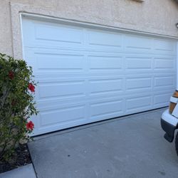 HR Garage Door