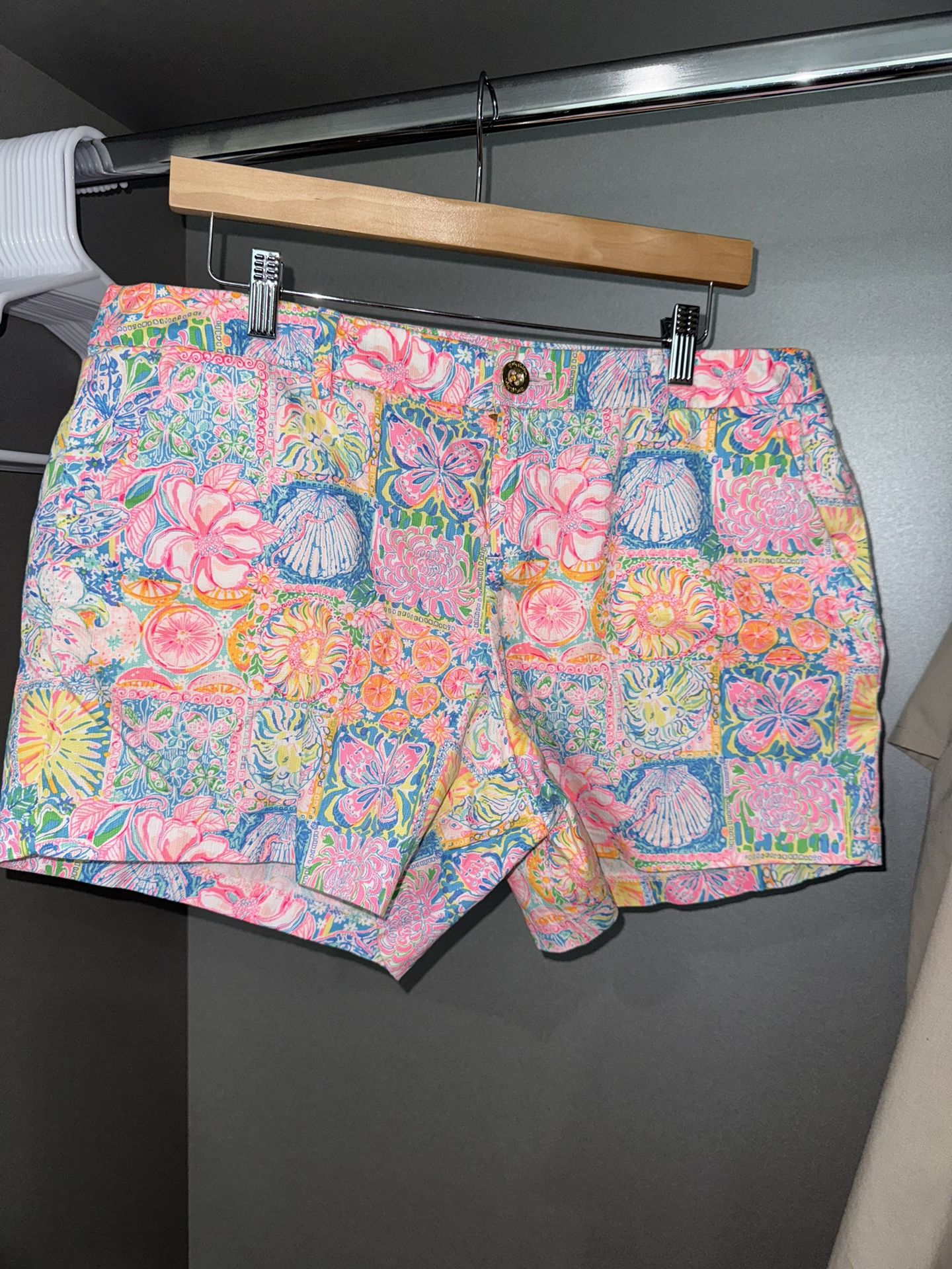 Women’s Size 14 Lilly Pulitzer Shorts 