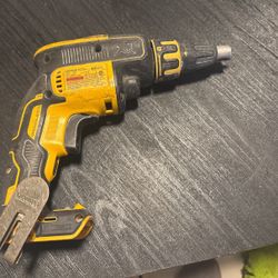 DEWALT DRYWALL DRILL