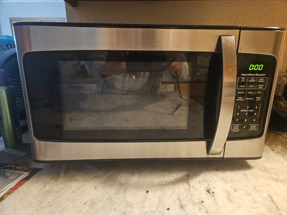 Microwave Hamilton Beach