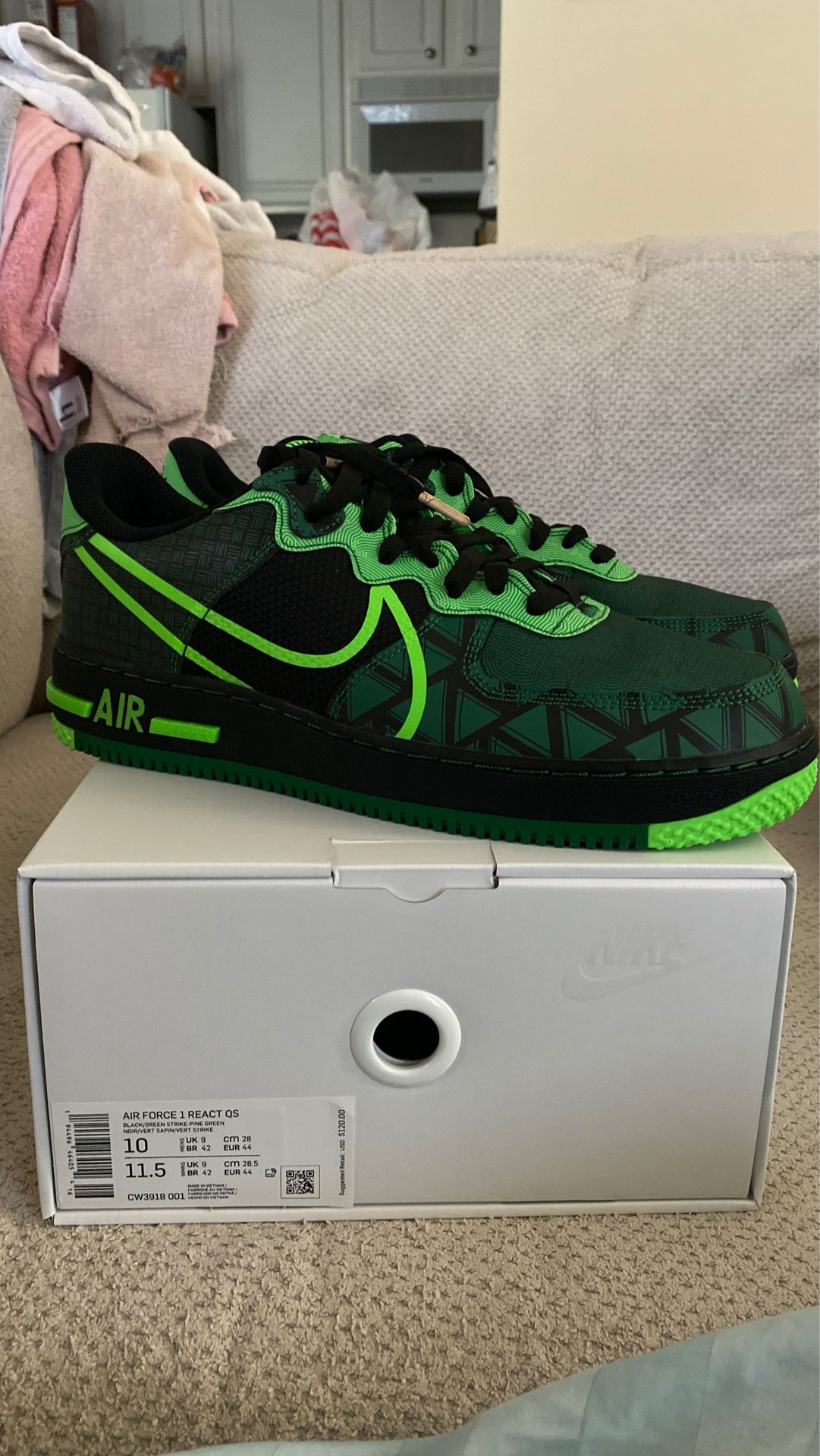 Nike Air Force 1 React Naija sz 10