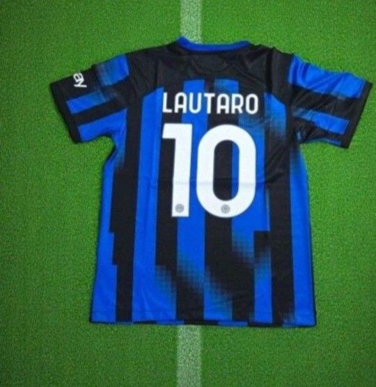 Inter # 10 Lautaro Soccer Jersey.  ( 2 XL ) Slim Fit
