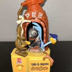 Looney Tunes Pez Candy Dispenser 1998 Wile E Coyote Road Runner Animated Working