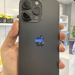 iPhone 15 Pro Max 256GB Unlocked (Financing Available)