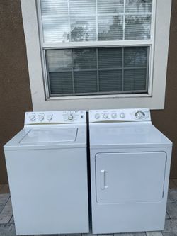 GE Washer And Dryer Set (30 Day Warranty)