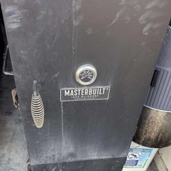 BBQ Smoker