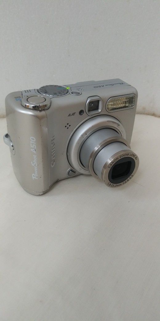 Canon Digital Camera 3.2mp Works Good