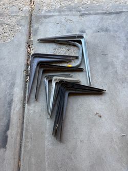 Metal Shelf Brackets Set