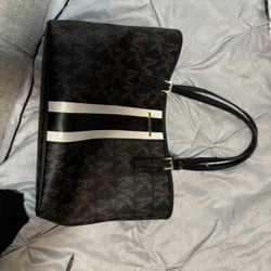 Micheal Kors Purse