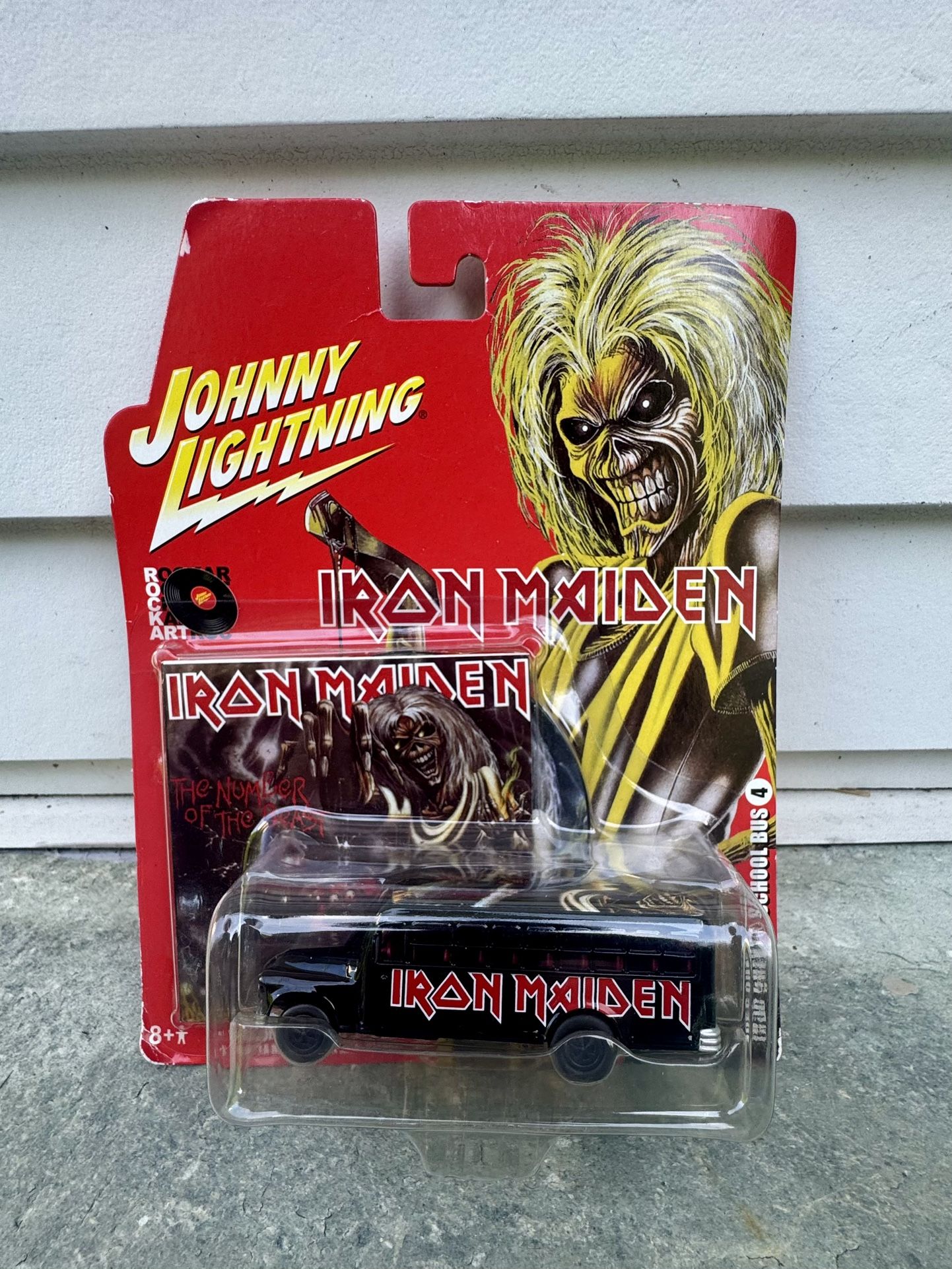 Johnny Lightning 1984 Nissan 300zx (Regatta Red) with Collector