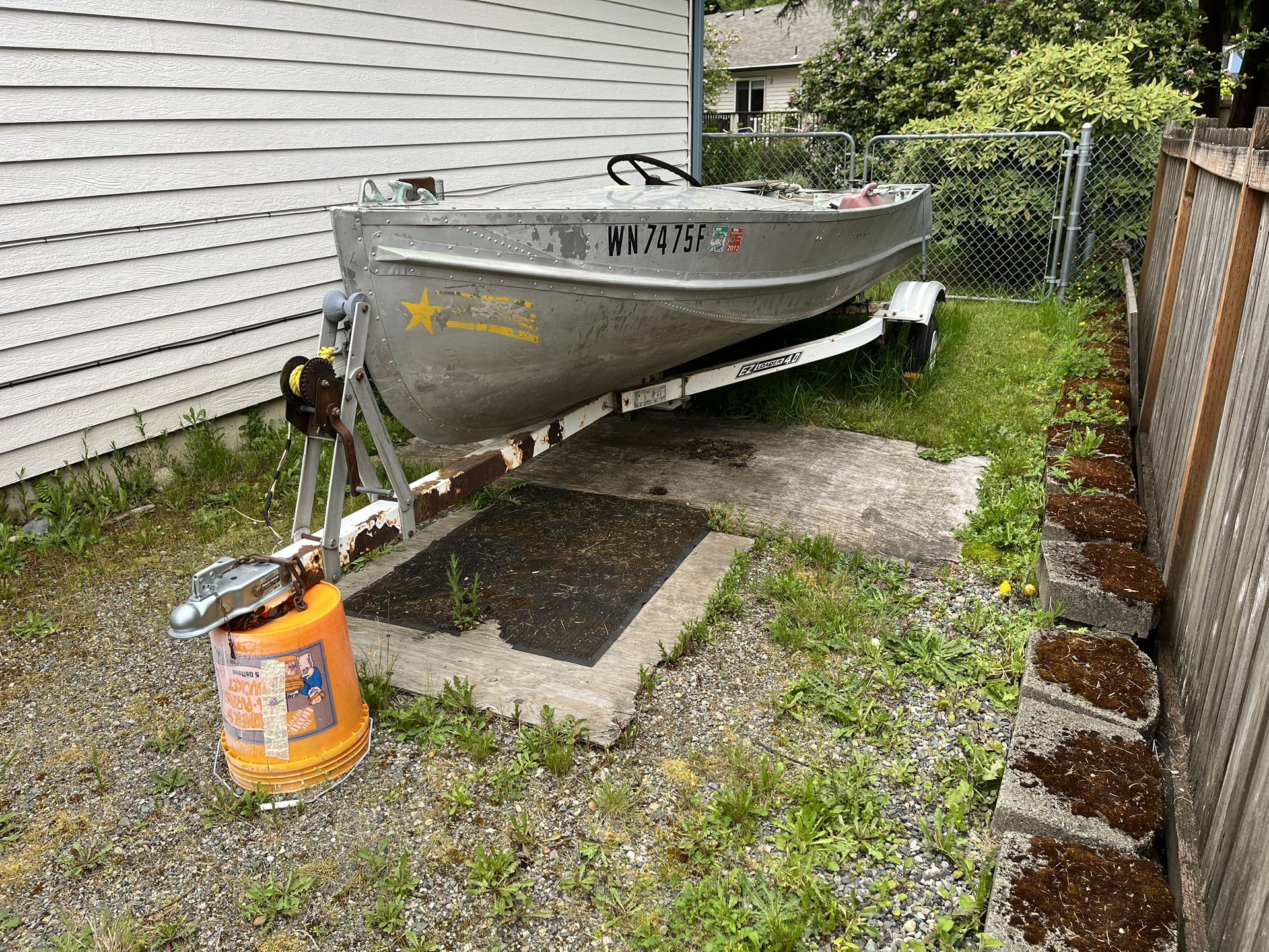 16’ Lone Star aluminum boat