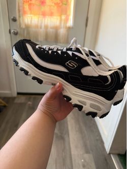 Women Skechers!