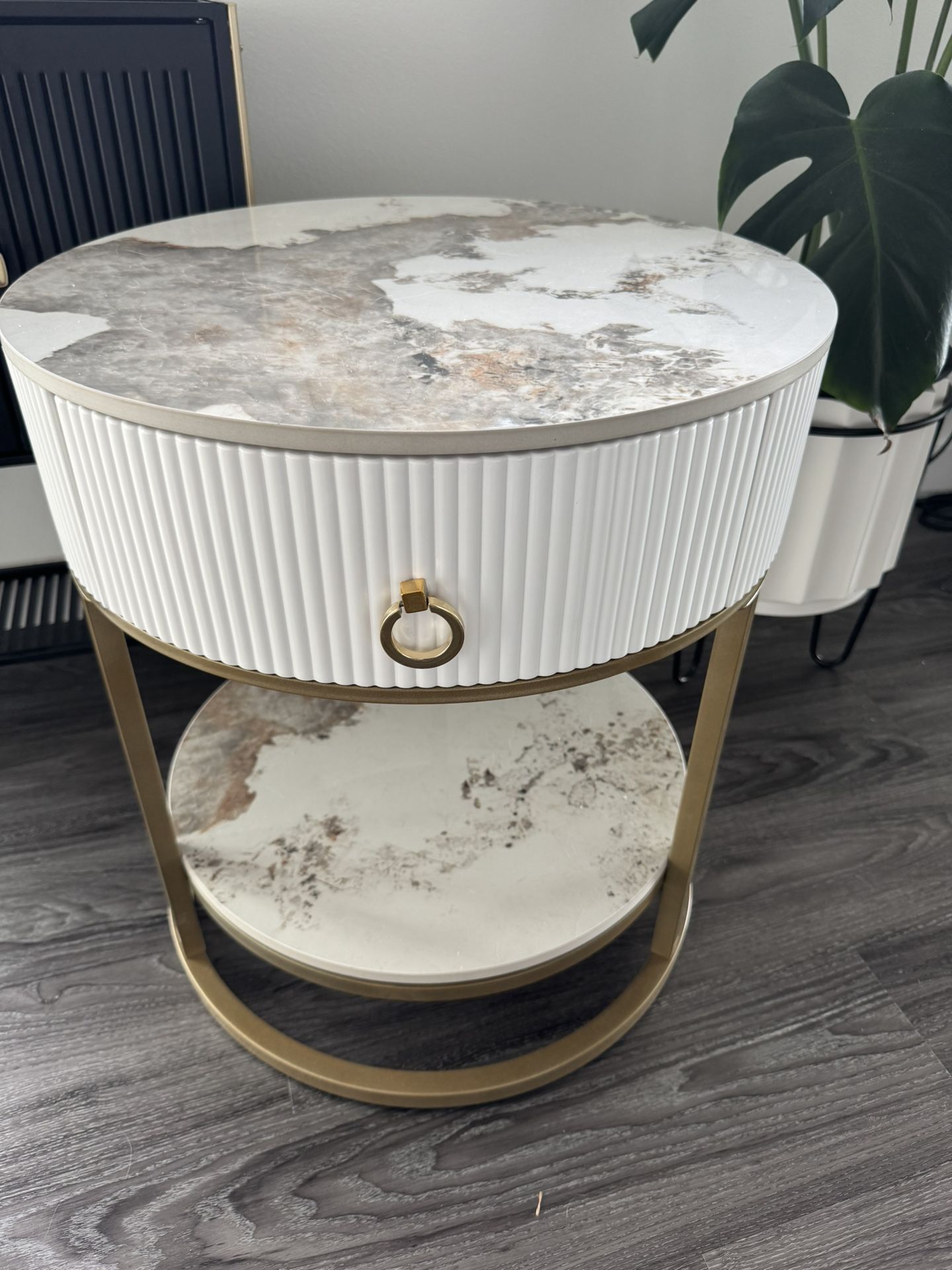 OIOG Round Side Table with Drawer, 2 Tier Night Stand with Shelf