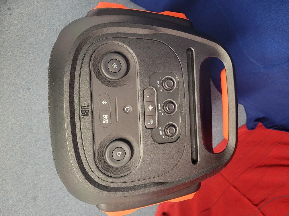 JBL 710 Partybox