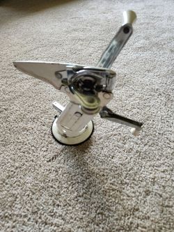 Vintage Daisy Can Opener
