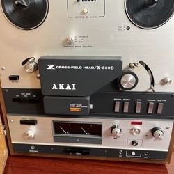AKAI X-360D Vintage Stereo Bi-Directional Reel to Reel Tape Recorder/Player - Good Working Condition