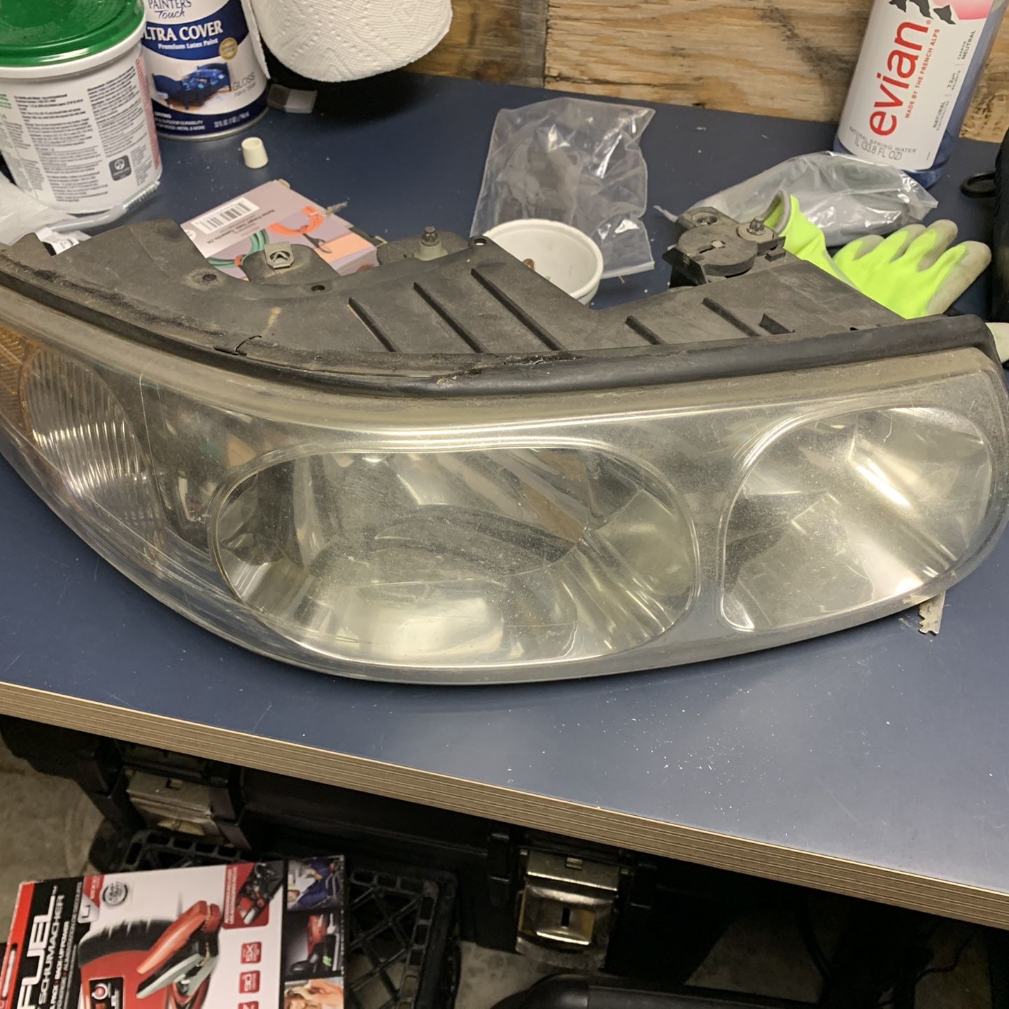 2000-2005 Buick LeSabre Custom Passenger Side Headlight Assembly