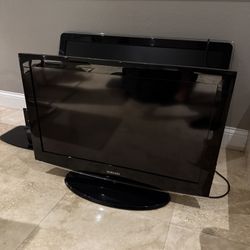 Samsung TV With Remote