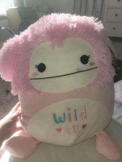 Rare Valentine's Day bigfoot squishmallow 
