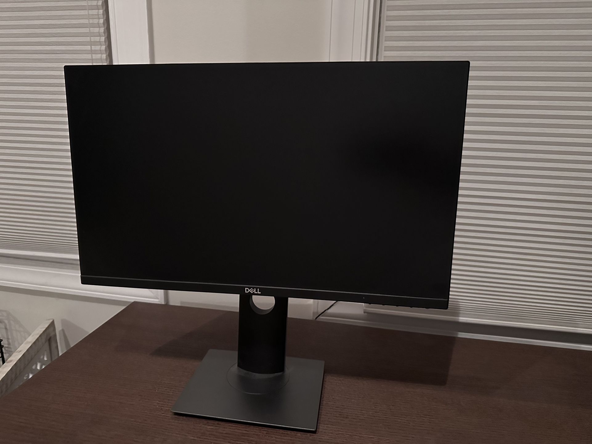 Dell Monitor 20.5'' **Amazing condition**