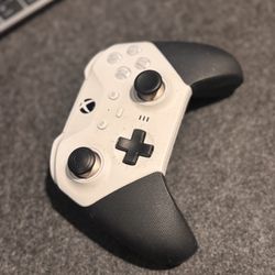 Xbox Elite Series 2 Controller